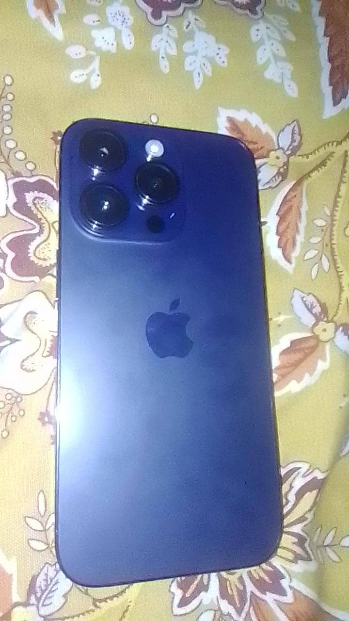 Apple iPhone 14 Pro 1
