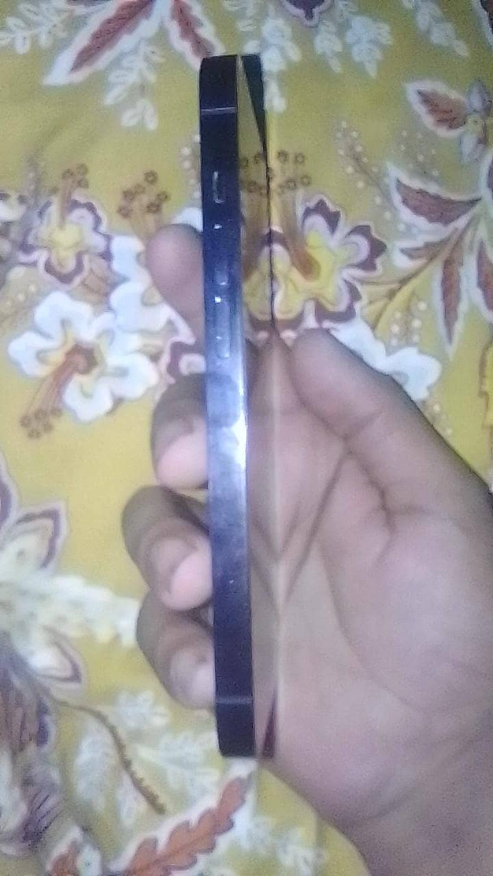 Apple iPhone 14 Pro 3