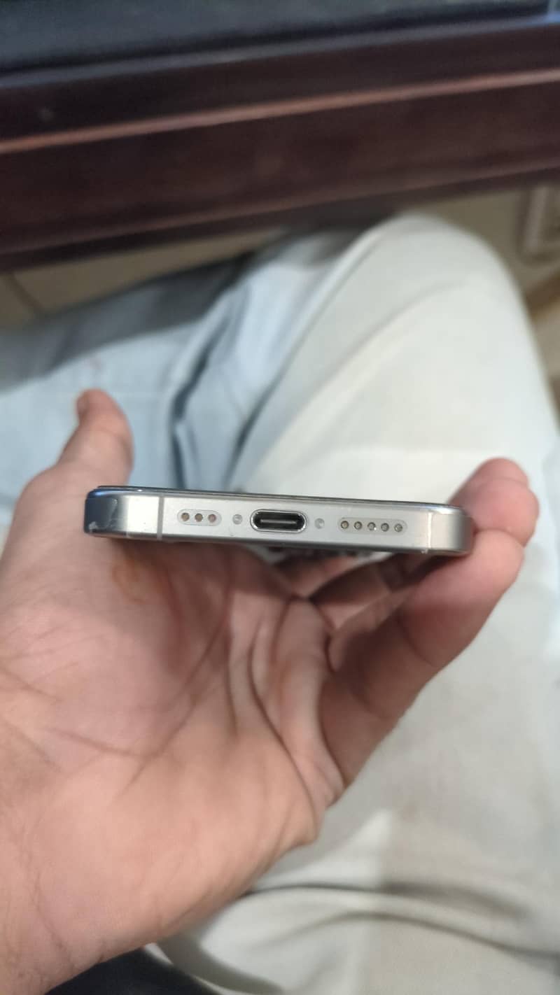 Apple iPhone 15 Pro 5
