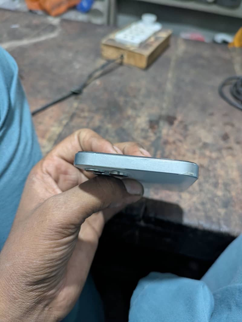 Apple iPhone 12 Pro 2