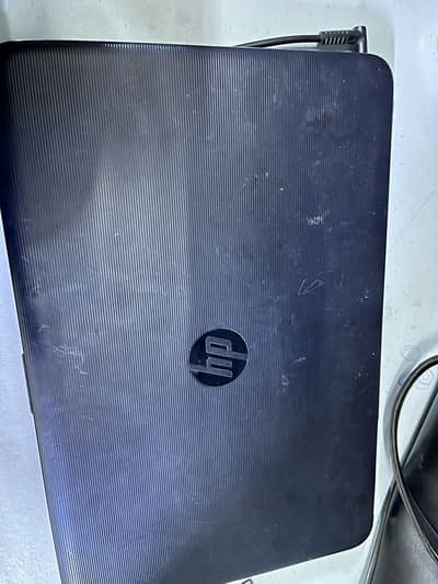 Hp notebook  5th generation /8gb  // +250gb   Excellent condition