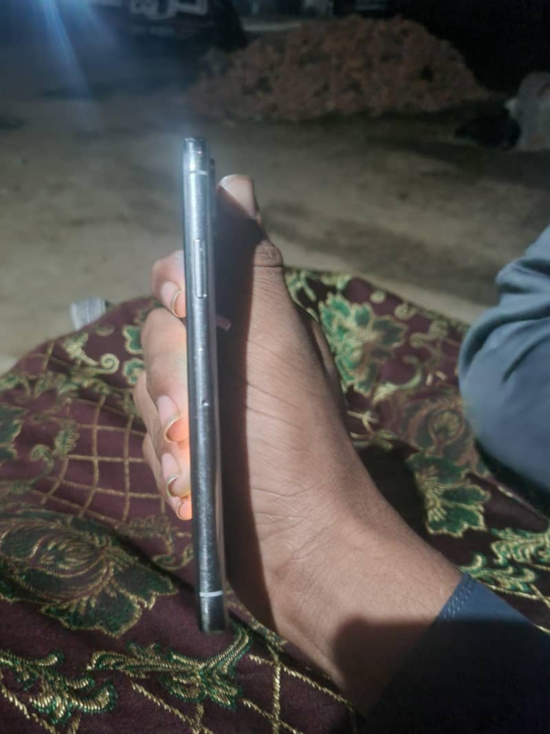 Apple iPhone X 2