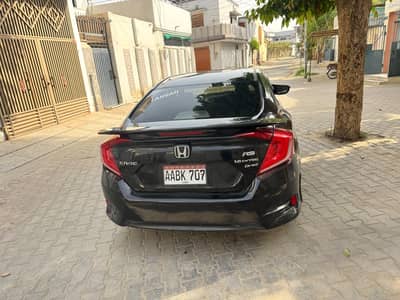 Honda Civic Oriel 2018
