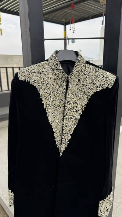 Amir Adnan Sherwani urgent sale