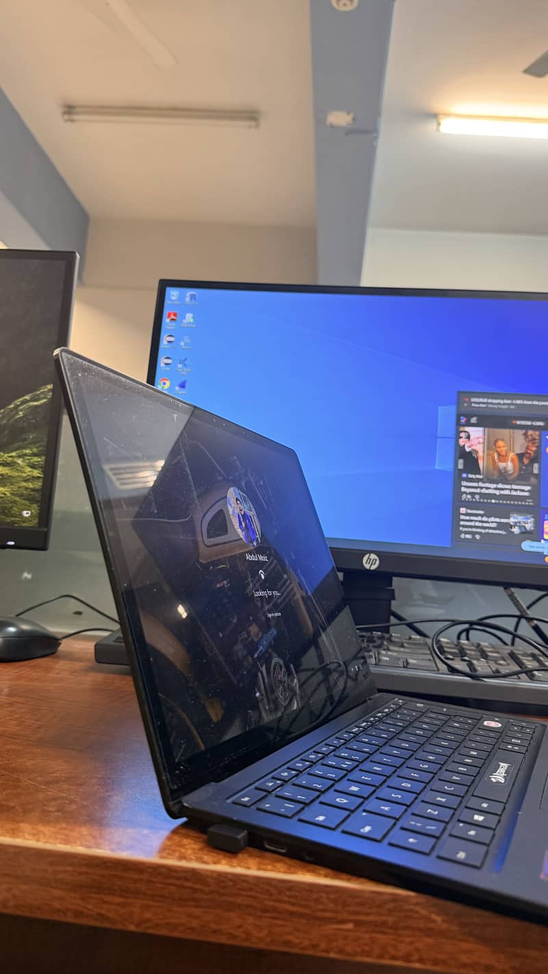 Microsoft laptop 2K Touch 3