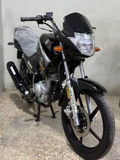 Yamaha ybr125cc 2022 model ( low millage )
