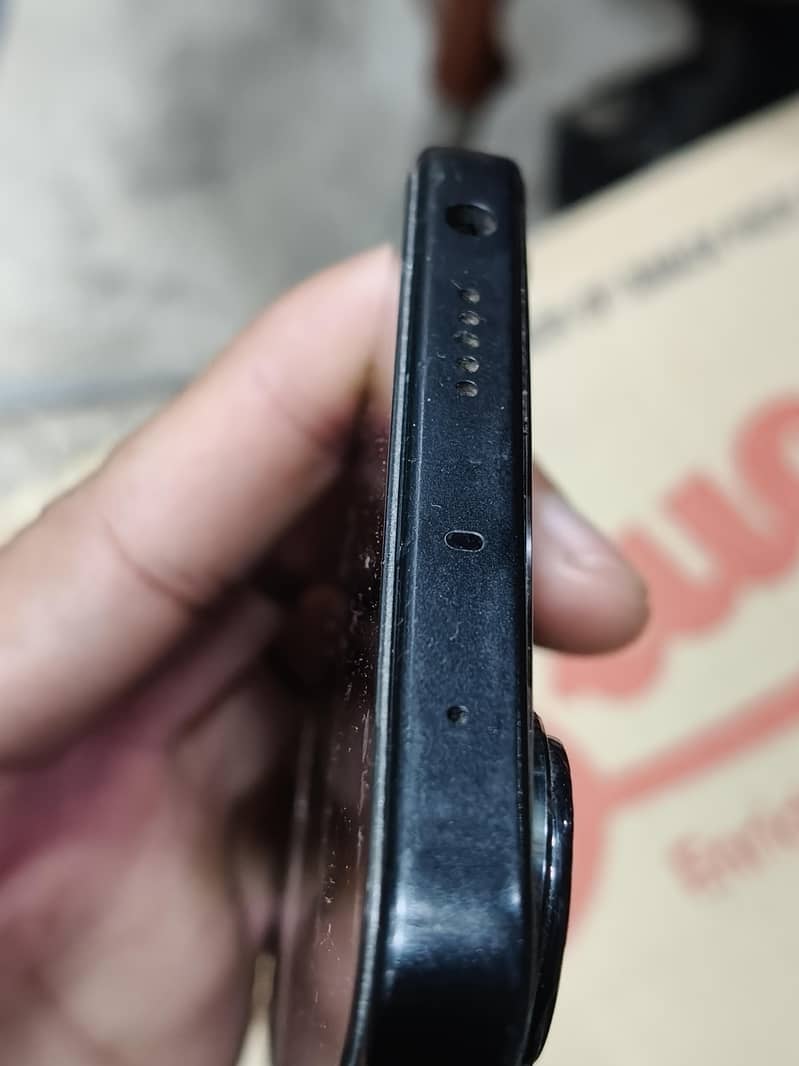 Xiaomi Redmi Note 13 Pro 3
