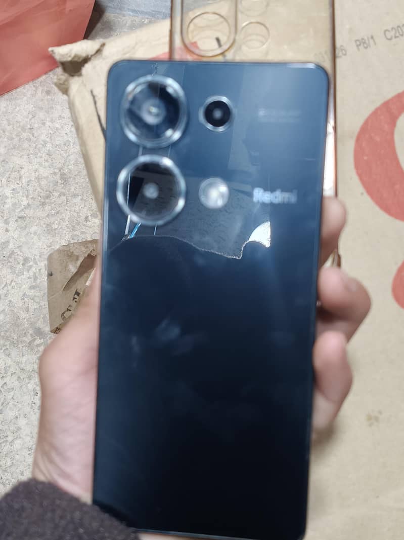 Xiaomi Redmi Note 13 Pro 4