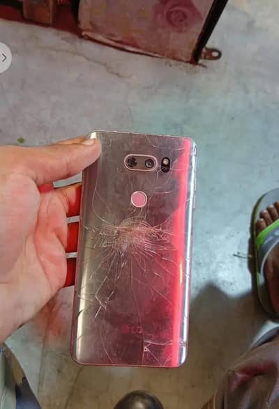 LG V30