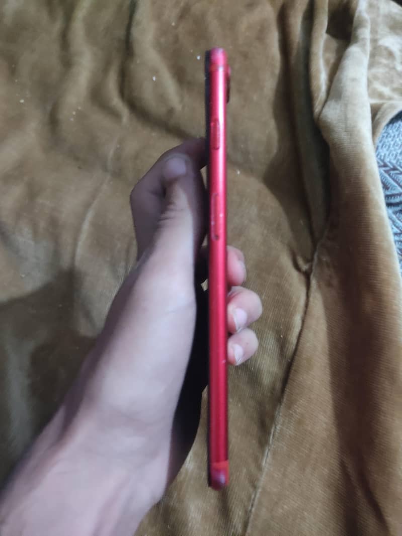 Apple iPhone 7 Plus 4