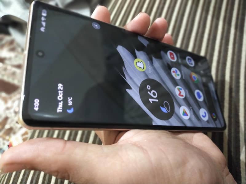 Google pixel 7 pro 4