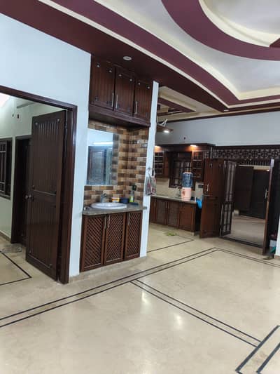 240 sq yards beutyfull portion for rent in kaneez Fatima society