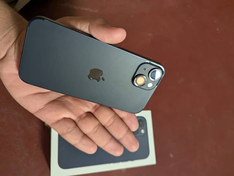 iPhone 13 jv 0