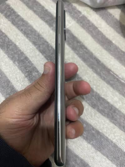Samsung Mobile A71