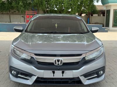 Honda Civic 1.8 UG Leather 2019 Model New Lights New Rim
