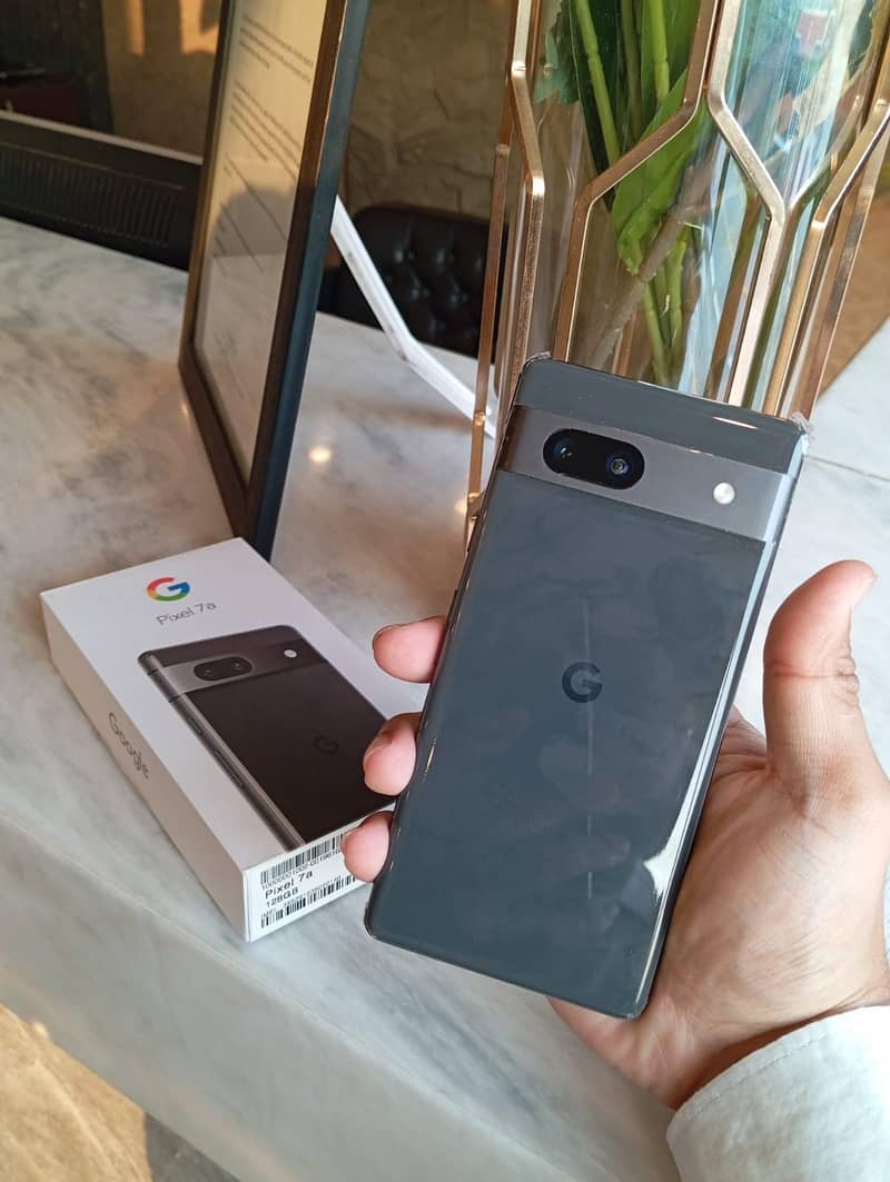 Google Pixel 7a 0