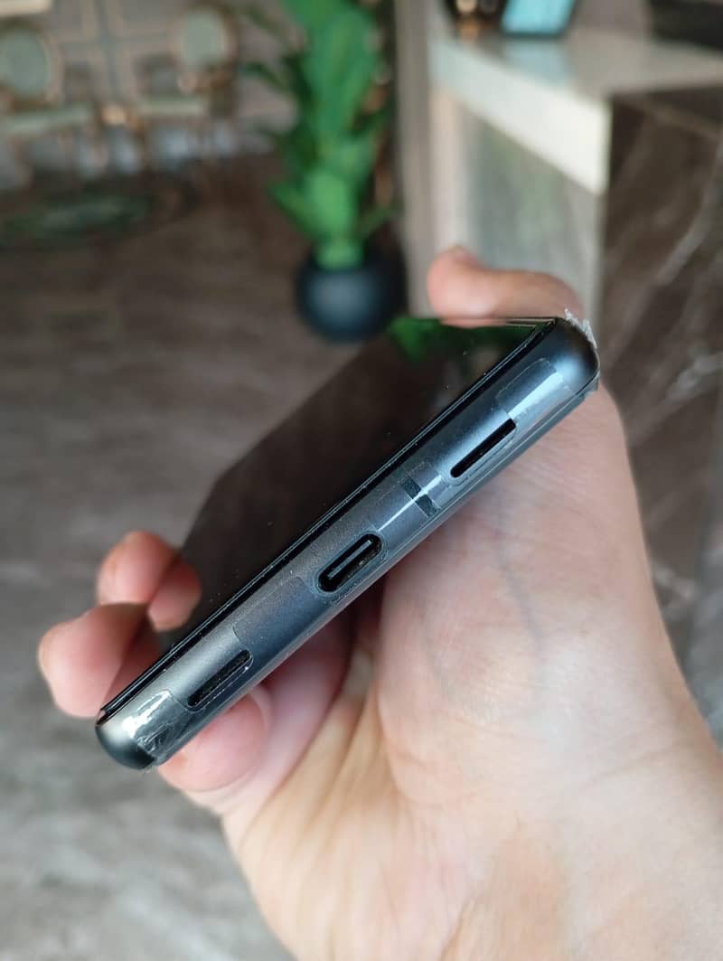 Google Pixel 7a 4