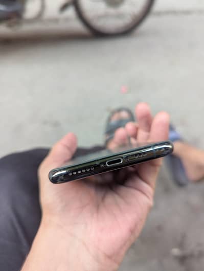 Apple iPhone 11 Pro