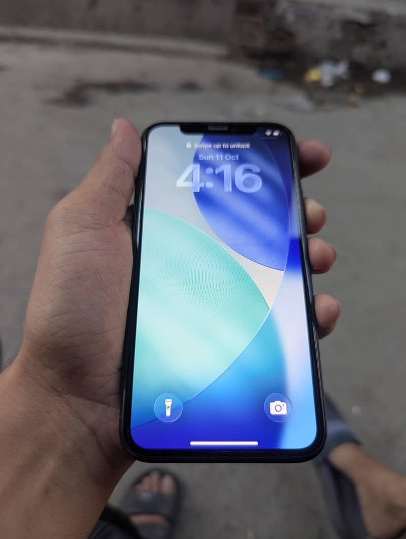 Apple iPhone 11 Pro 3