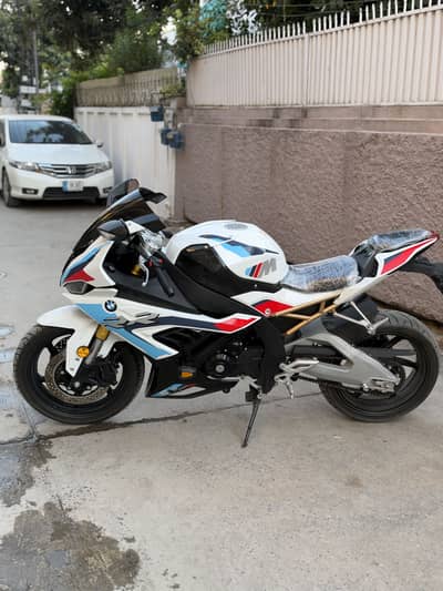 Bmw replica UA engine bike