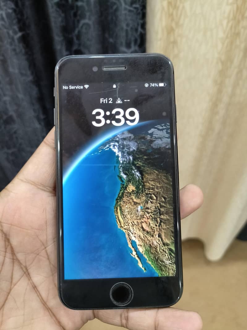 Apple iPhone 8 2