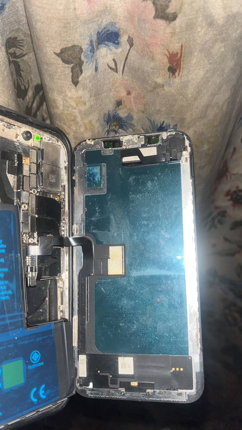 Apple iPhone X 1