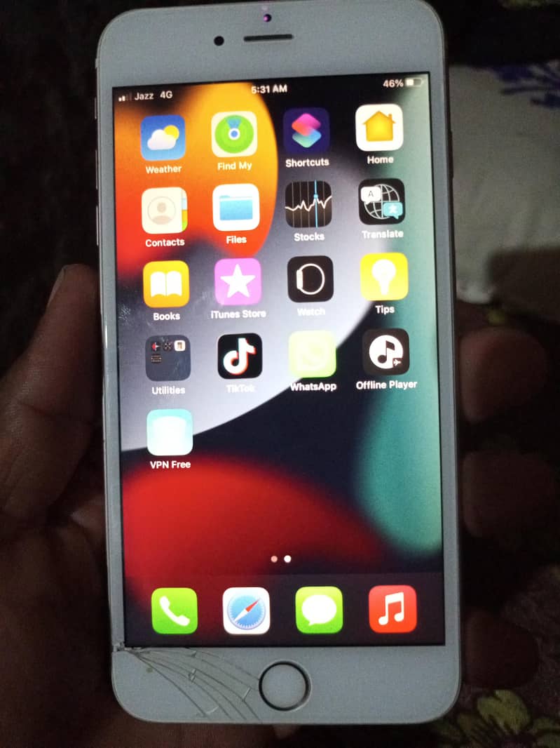 Apple iPhone 6S Plus 2
