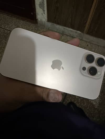 Apple iPhone 16 Pro Max dessert PTA