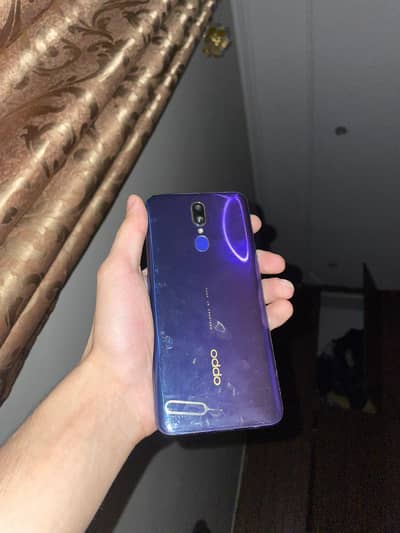 OPPO F11 256gb exchange possible