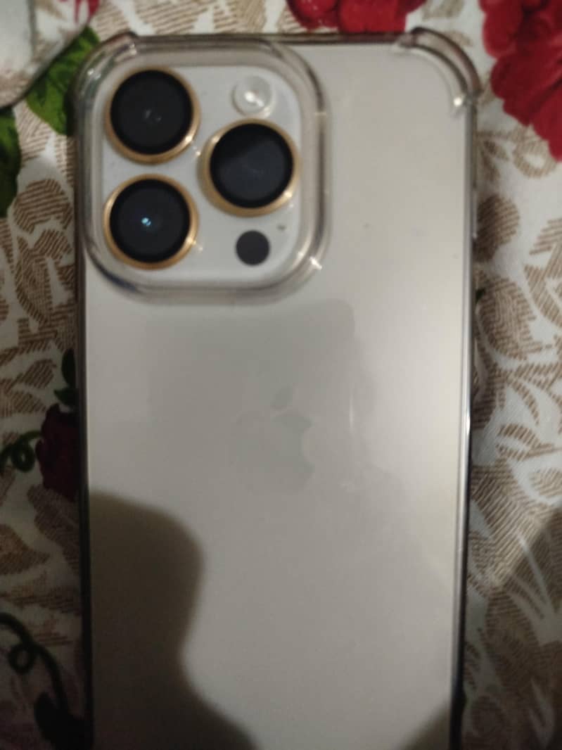 Apple iPhone 14 Pro 1