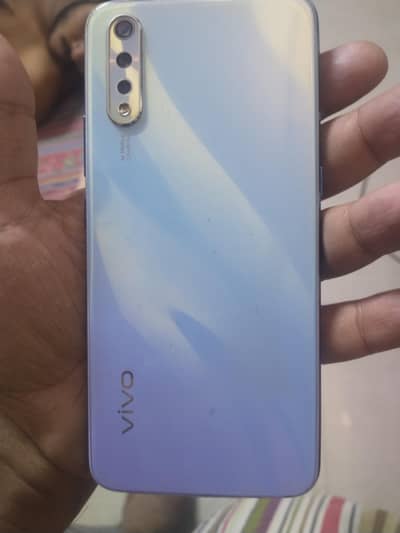 Vivo S1