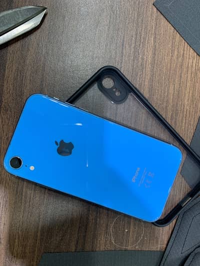 Apple iPhone XR