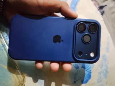urgent sale iPhone 12 to paper 17