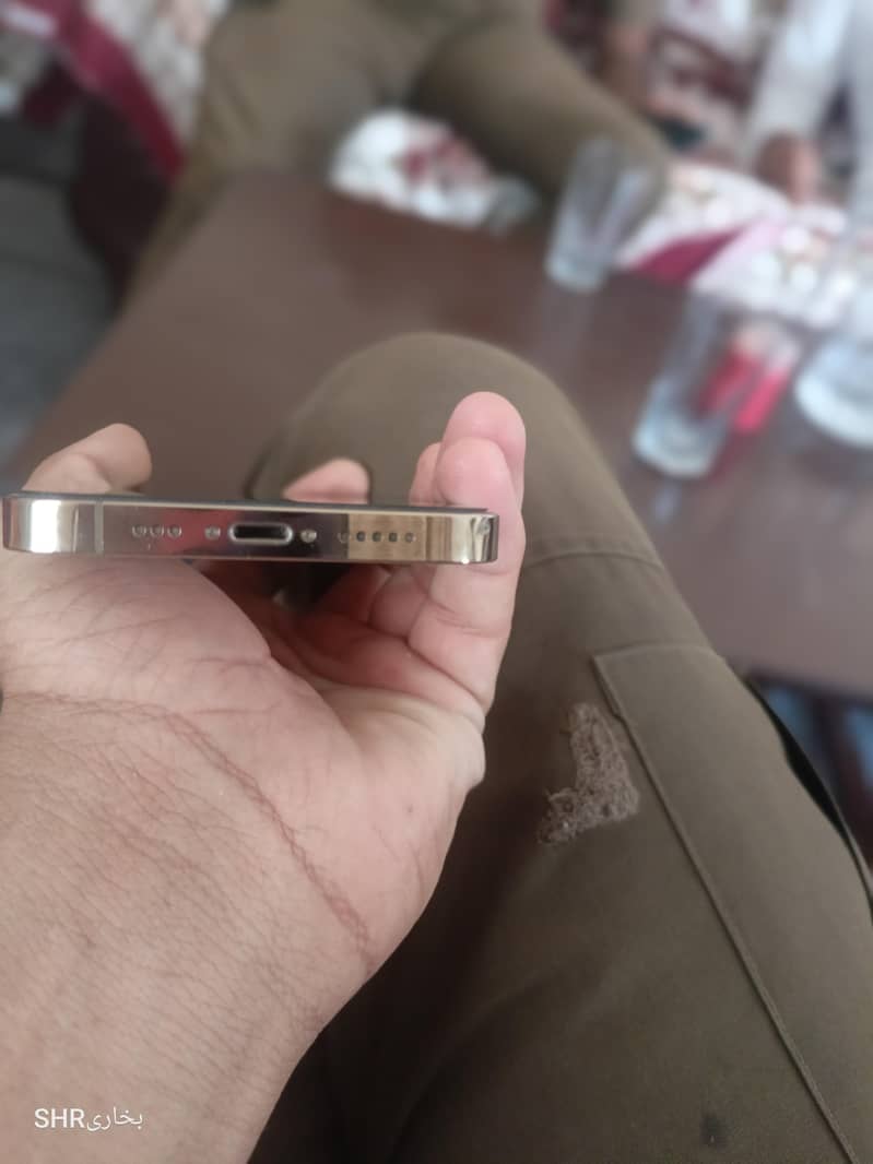 Apple iPhone 12 Pro 1