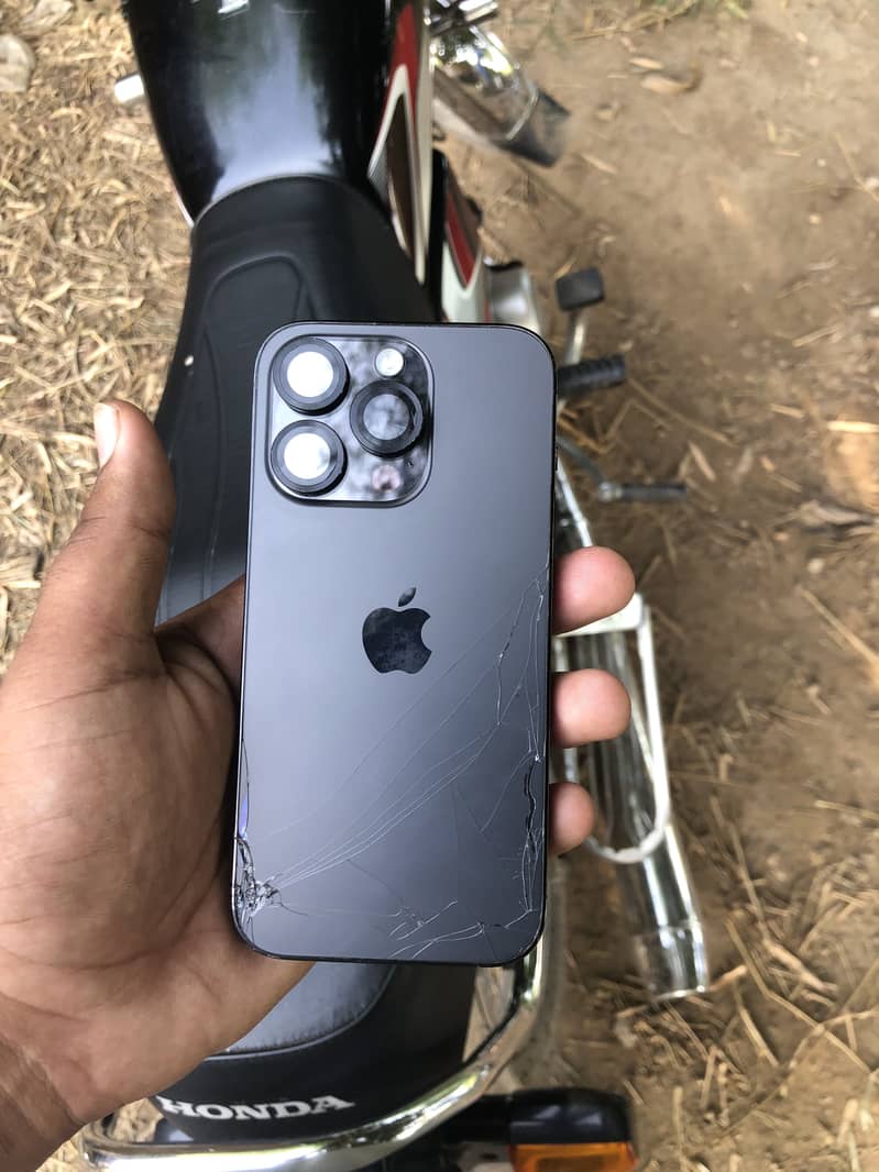 Apple iPhone 14 Pro 4