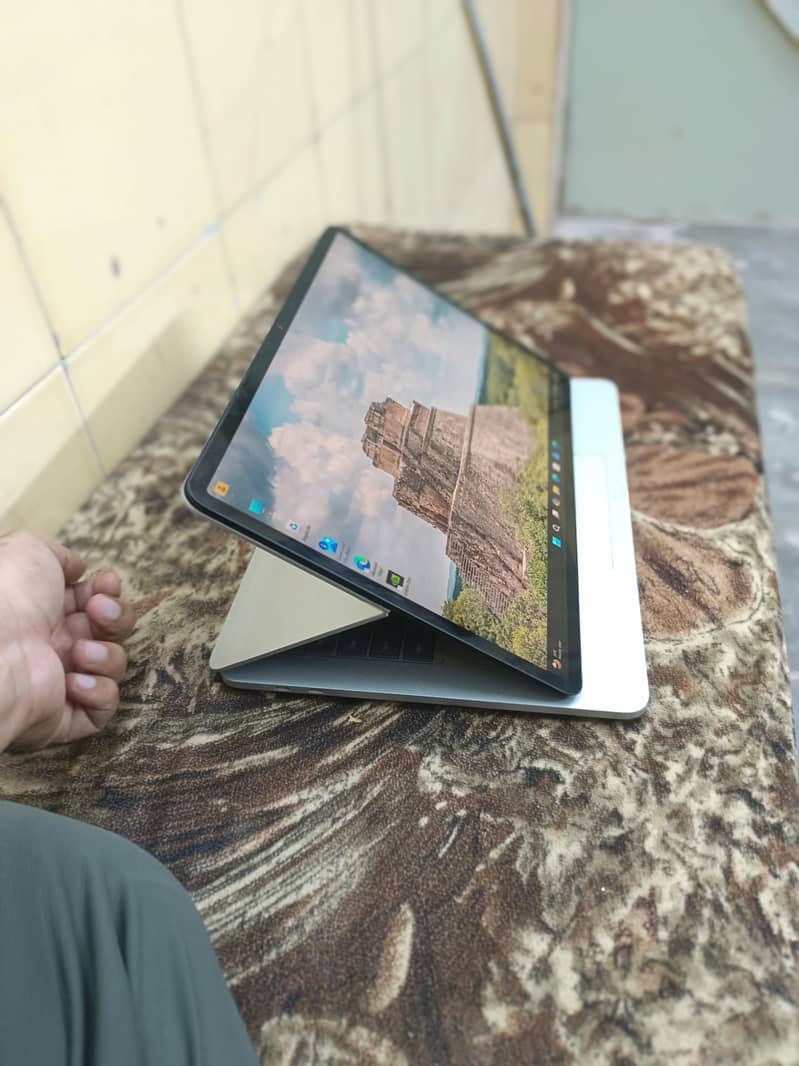 Microsoft Surface Laptop Studio   Core i7 11th H processor Gen 0