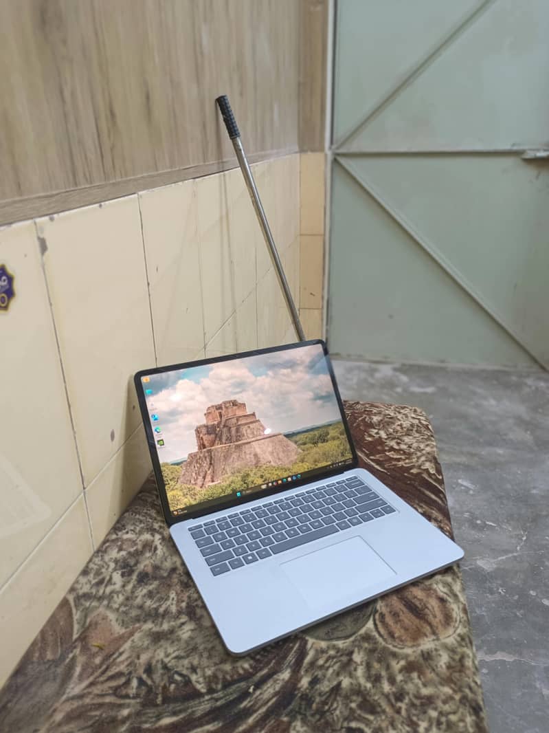 Microsoft Surface Laptop Studio   Core i7 11th H processor Gen 3