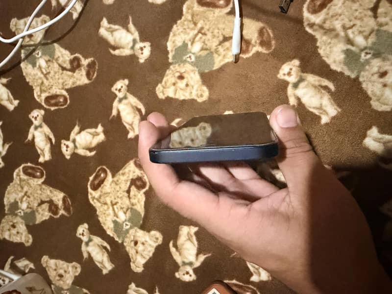 Apple iPhone 12 2