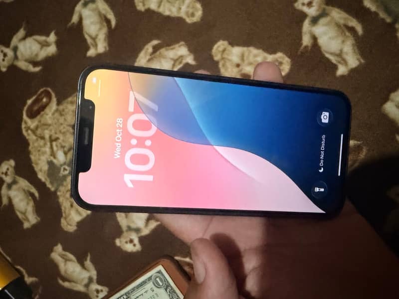 Apple iPhone 12 3