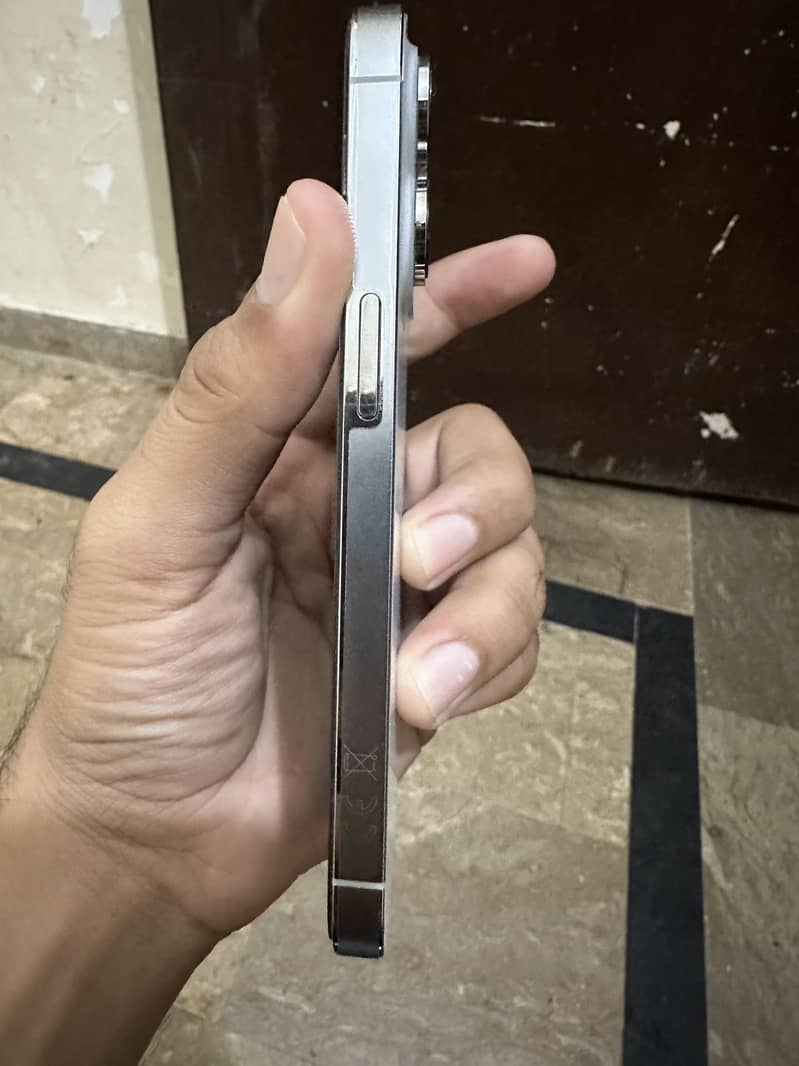 Apple iPhone 14 Pro 6