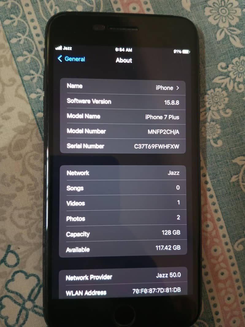 Apple iPhone 7 Plus 1