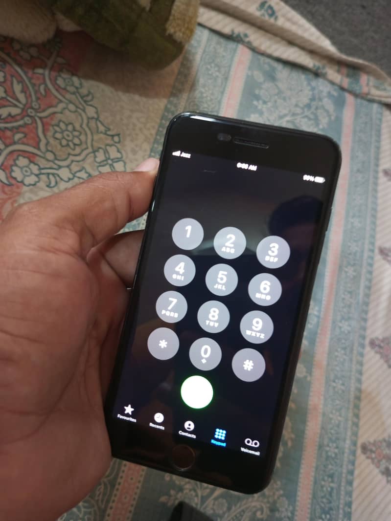 Apple iPhone 7 Plus 5