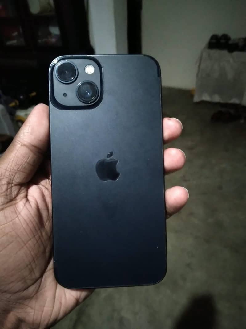 Apple iPhone 13 2