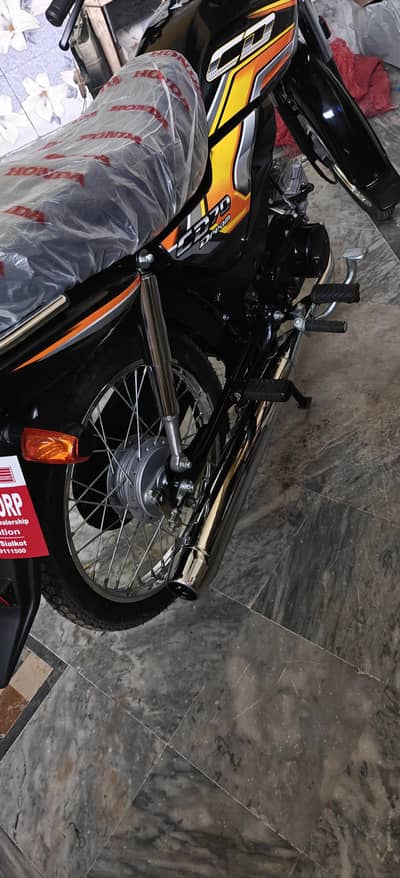 honda 70 dreem showroom condition