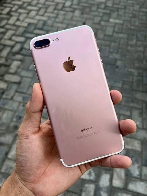 Apple iPhone 7 Plus 2