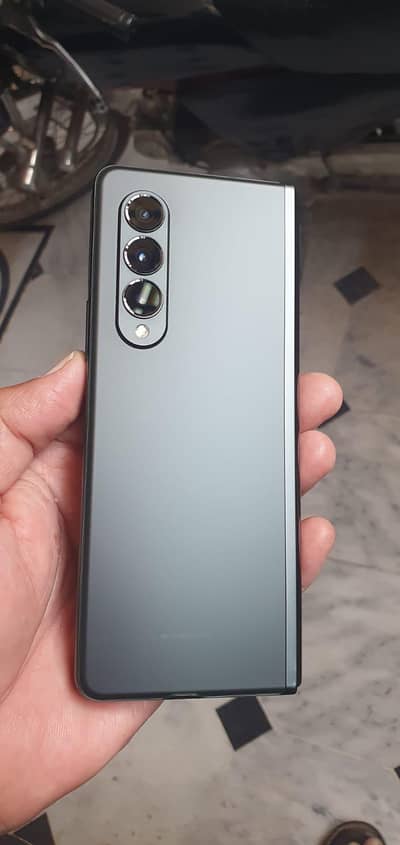Samsung Mobile Z Fold 3