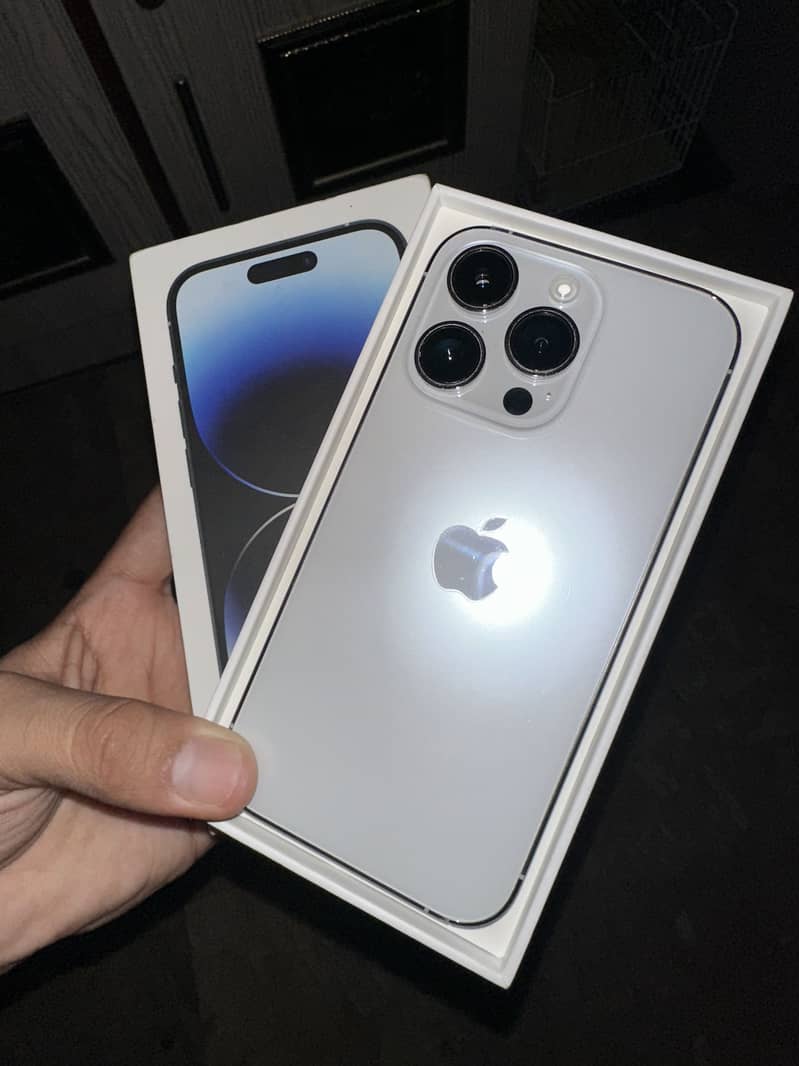 Apple iPhone 14 Pro 0