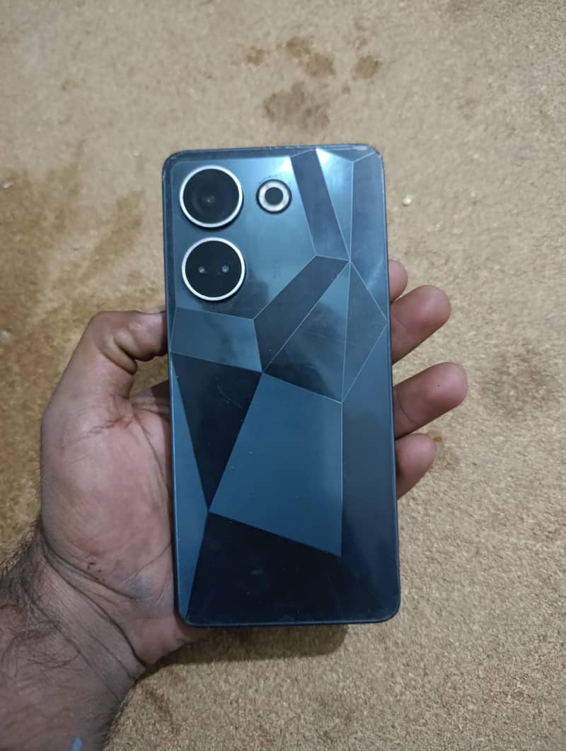 Tecno CAMON 20 2
