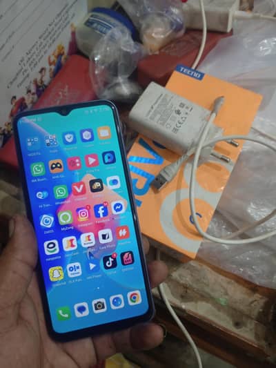 Tecno Spark 8C total original box charger available