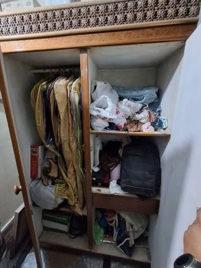 Fine condition Almari/wardrobe for sale in lahore